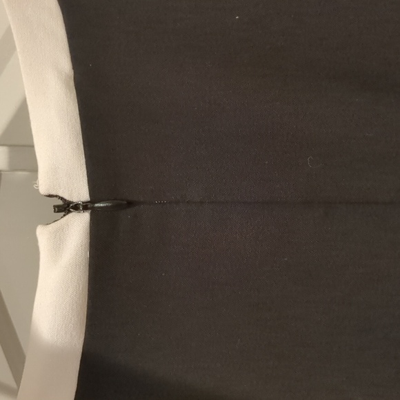 🌞Calvin Klein EUC black-and-white colorblock dress-- with pockets! - Picture 7 of 8